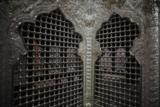 نگارگر نامدار دنيا ضريح اباعبدالله حسين(ع) را رونمايي كرد
