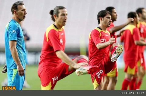 آقاجانیان: همین حریفان را هم نباید از دست می‌دادیم/ متاسفانه فیفادی‌ها را از دست دادیم