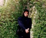 شعرهای به‌جامانده از نازنین نظام‌شهیدی منتشر شد 