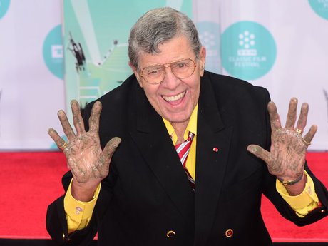 «جری لوئیس» در تالار مشاهیر هالیوود ماندگار شد