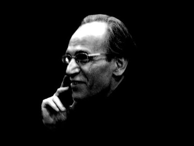 چهره‌های فرهنگی ما همواره تمجید را می‌پسندیدند