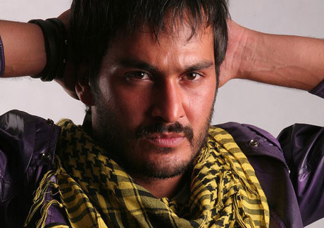 میلاد کی‌مرام: باید یک ذره رهاتر کنیم