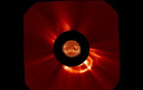 توفان خورشیدی در راه زمین