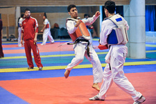 نصر آزاداني: تابع نظر كادر فني هستم/ باقري معتمد اسطوره وزن چهار است