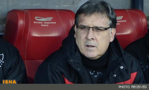 "دیوانه" تازه روی نیمکت آبی-اناری‌ها