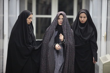 حسن فتحی: فرصت دیدن فیلم خوب «هیس ...» را از دست ندهید