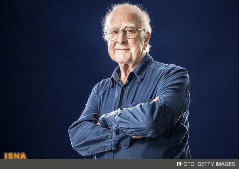 گلایه «پیتر هیگز» از بازی دادن ذره گریزپا در تبلیغات