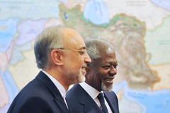 دیدار کوفی عنان با صالحی