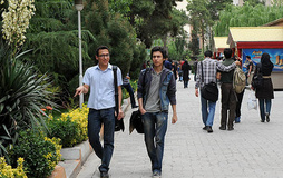 ريیس مرکز مشاوره دانشگاه خوارزمي: شورای ملی جوانان نقادانه به مسئله شادی در جامعه بپردازد