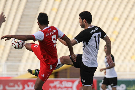 حسن‌زاده: حاشیه‌های لیگ کم شده است