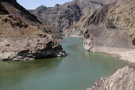 مسوولان، بحران آب را جدی بگیرند