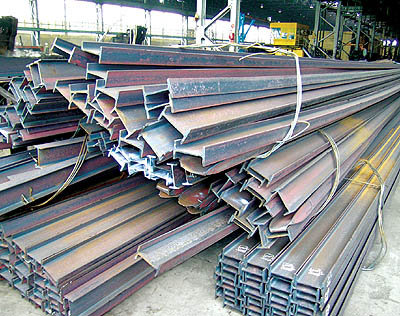 دپوی 3 میلیون تن آهن و تعطیلی 15 کارخانه 