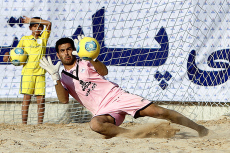 لوکوموتیو ۲- گلساپوش ۱؛ قهرمانی به روسیه رسید