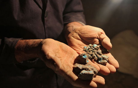 آشنایی با ‌معروف‌ترین معدن فیروزه‌ دنیا‌ 