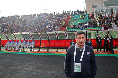 قلعه‌نویی: دولت حق فوتبال را از صداوسیما بگیرد/ درخواست می‌کنیم داربی را عقب بیندازند