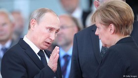 مذاکرات محرمانه 4 ساعته پوتین و مرکل 