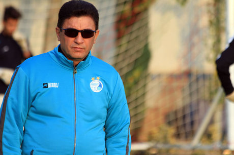 قلعه‌نویی: آقای فتح‌الله‌زاده! وقتی پول هست شما هم هستید/ نباید به مردم دروغ بگوییم