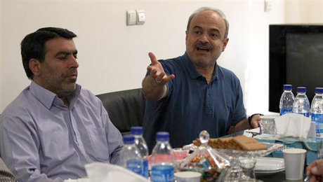 صاحب‌پناه و نثاری از هیات مدیره استقلال می‌روند