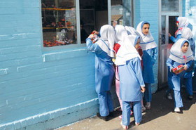 فروش لقمه و غذای گرم در بوفه مدارس ممنوع شد