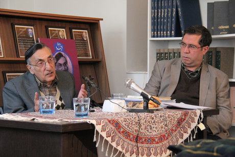 کسی که پزشکی را به‌خاطر ادبیات رها کرد 