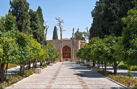 آشنایی با باغ "جهان‌نما"