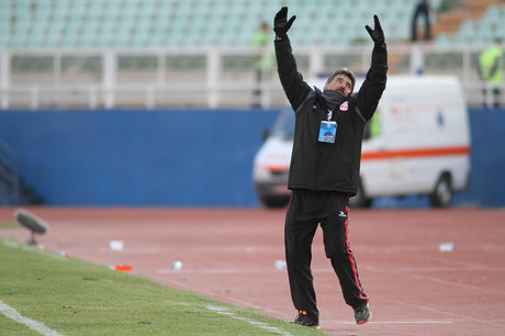 اولیویرا: می‌دانیم پرسپولیس حریف آسانی نیست