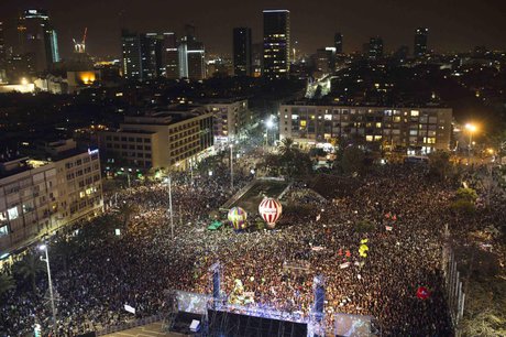 تظاهرات ده‌ها هزار نفری اسرائیلی‌ها علیه نتانیاهو