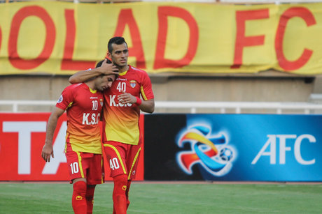 گلایه فولاد از حضور بازیکنان سرباز در تراکتورسازی