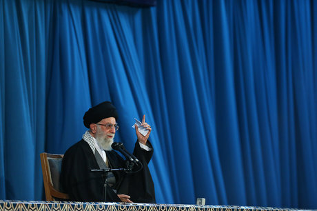 «نگذارید دودستگی بشود»