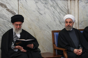 حضور مقام معظم رهبری در مراسم ترحیم والده رییس جمهور