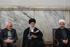 حضور مقام معظم رهبری در مراسم ترحیم والده رییس جمهور
