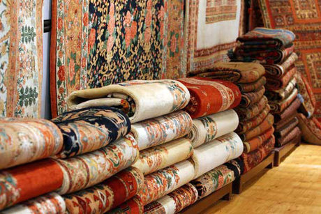 رقبا بازار فرش ایران را تصاحب کرده‌اند/ فرش هندی نصف قیمت ایرانی 