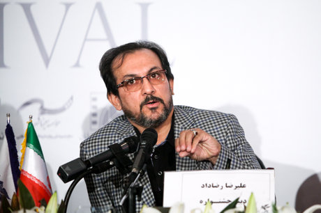 اظهارات دبیر جشنواره‌ی فیلم فجر/ «ریسک کردیم»