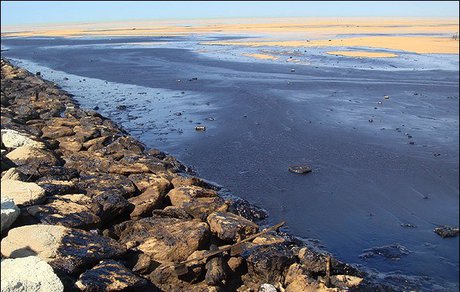 نشت‌های نفتی کویت مهار شد