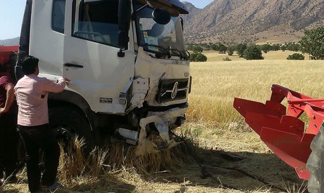 واژگونی مینی‌بوس در جاده لواسان/ کامیون شهرداری در پونک حادثه آفرید