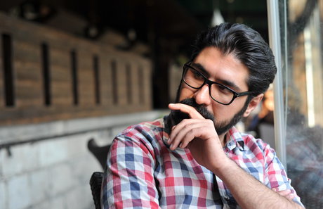 حضور نمایش رضا ثروتی در تئاتر فجر منتفی است