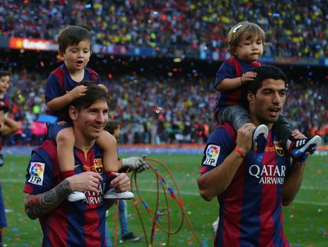 سوآرس: هیچ بازیکنی بهتر از مسی نیست