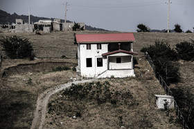 رفع تصرف ۲۷هزارمترمربع از اراضی دولتی در یک روستا