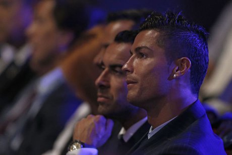 فدراسیون فوتبال سن‌مارینو رونالدو را به باد تمسخر گرفت