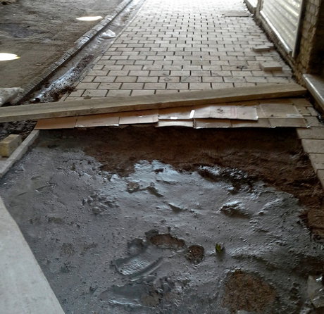 سنگفرش بازار تاریخی شاهرود آغاز شد