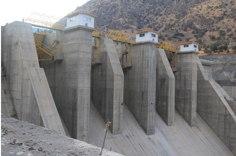 نباید سدهای بزرگ بسازیم