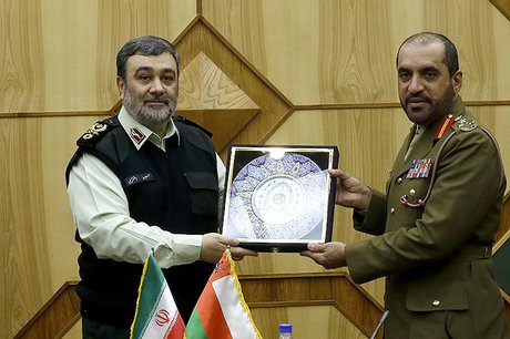 مقابله هوشمندانه پلیس ایران و عمان با قاچاق موادمخدر از مرزهای آبی