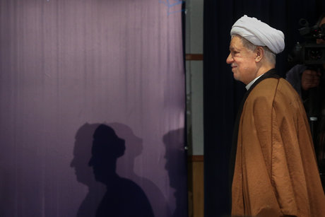 ثبت نام آیت الله هاشمی رفسنجانی برای کاندیداتوری مجلس خبرگان