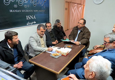 کارگران زیر آوار