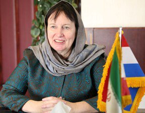 محکومیت حادثه تروریستی اخیر در تهران / آمادگی هلند برای اعزام هیأتی پارلمانی به ایران