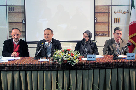 جای خالی پژوهش‌ تطبیقی بین ادبیات فارسی و روسی