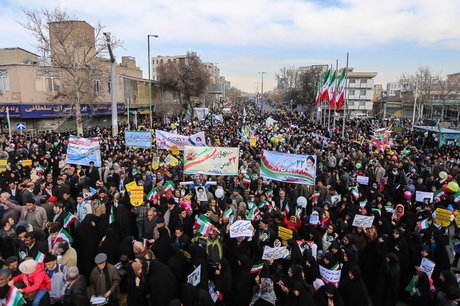 نماینده فارس در مجلس خبرگان: راهپیمایی 22بهمن مقدمه حماسه هفتم اسفند است