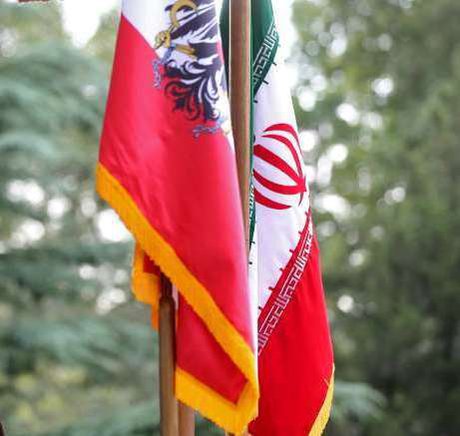 اعلام آمادگی اتریش برای برقراری روابط بانکی با ایران