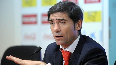 سرمربی والنسیا: به تیمم افتخار می‌کنم