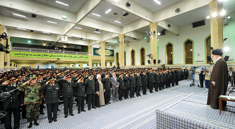 دشمن به‌دنبال ایجاد دوقطبی در جامعه است؛ همه مراقب باشند